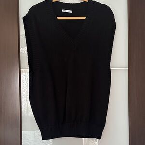 Zara Black V-Neck Knit Vest
